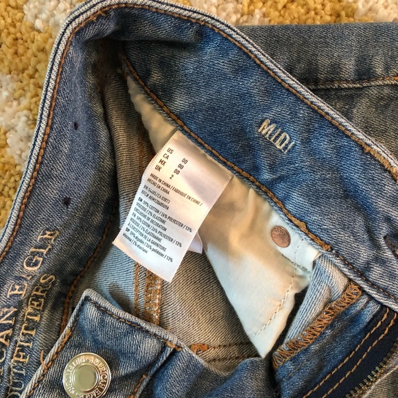 AE high-waisted midi jean shorts, 00 - Picture 3 of 3